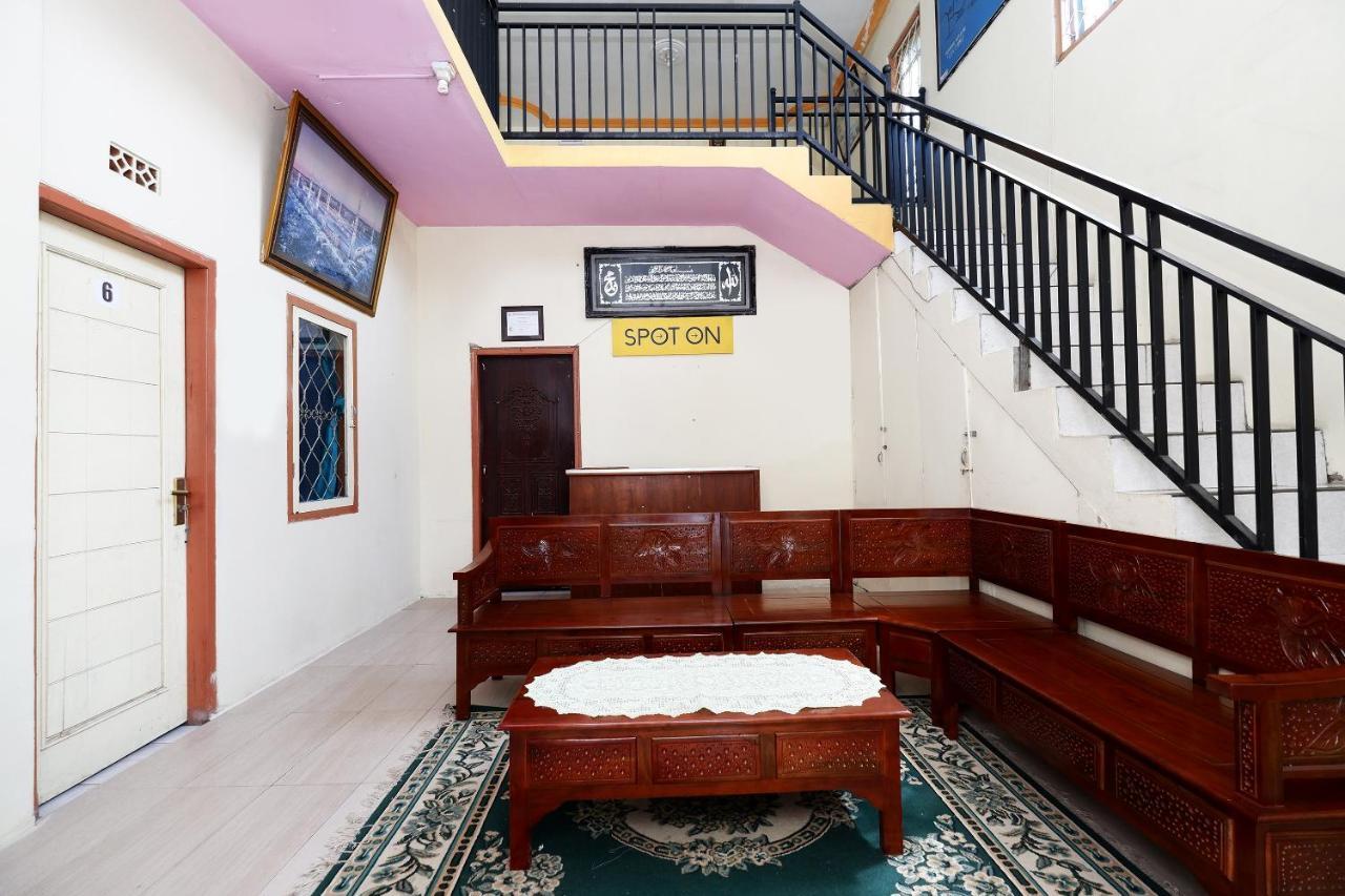Spot On 2112 Homestay Lestari Dieng Syariah Diyeng Zewnętrze zdjęcie